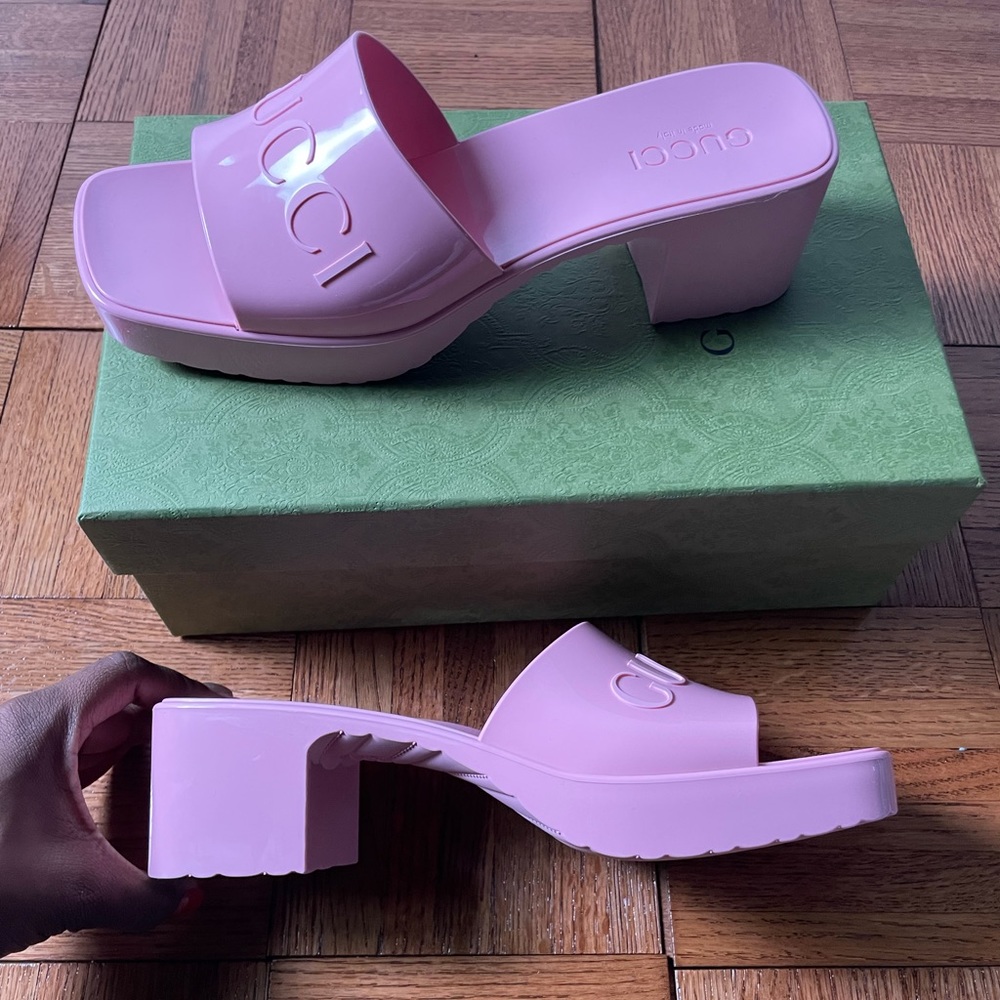 Gucci Rubber Slide Sandals